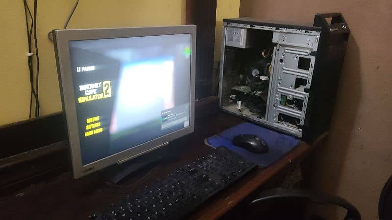 Gaming PC ( LED 17 inch with CPU) 8