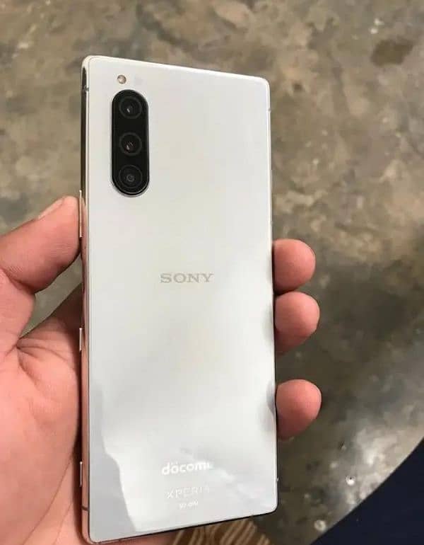 sony Xperia  Non PTA 1