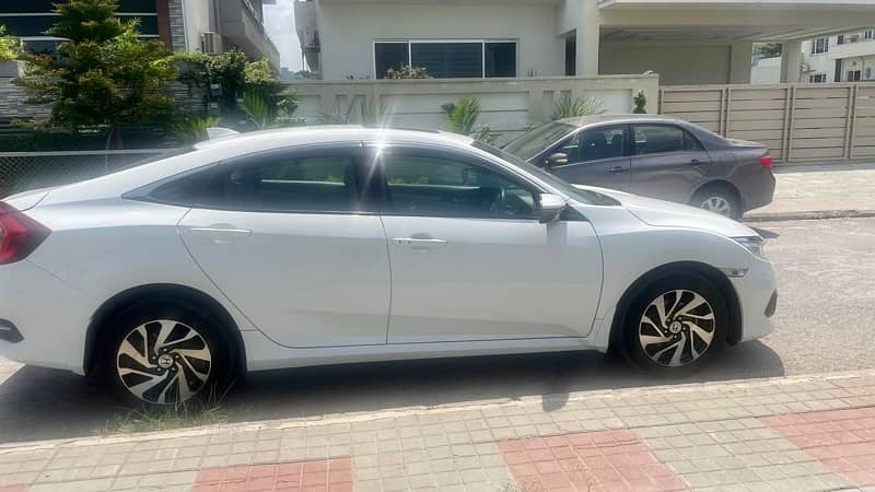 Honda Civic Oriel 2021 10