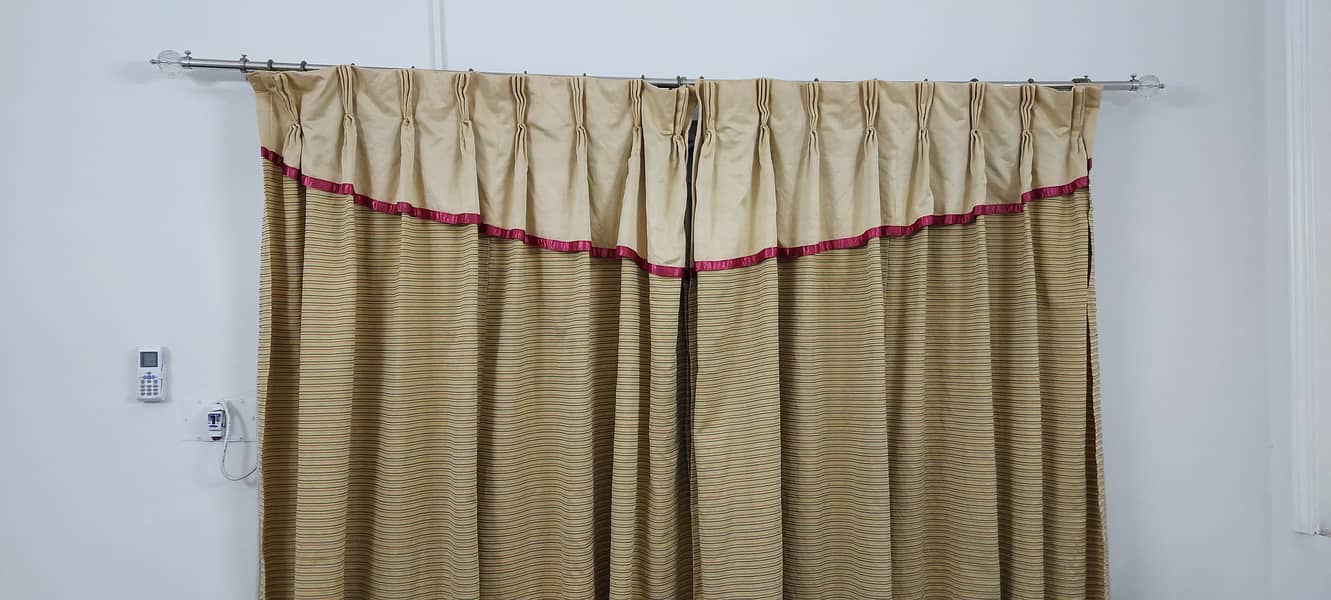 Multicoloured Curtains 0