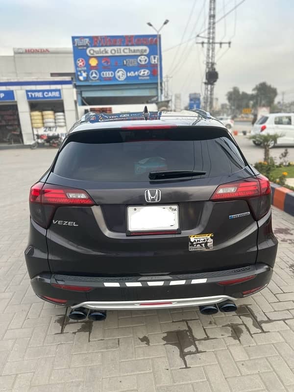 Honda Vezel 2015 1