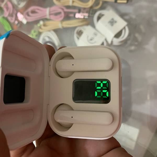 S 88 brand New Airbuds 3