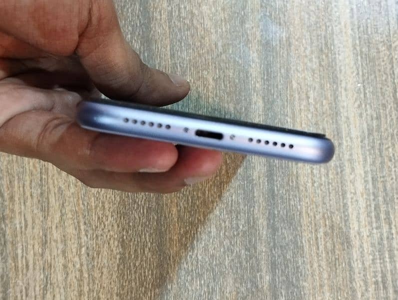 iPhone 11 Factory Unlock 5