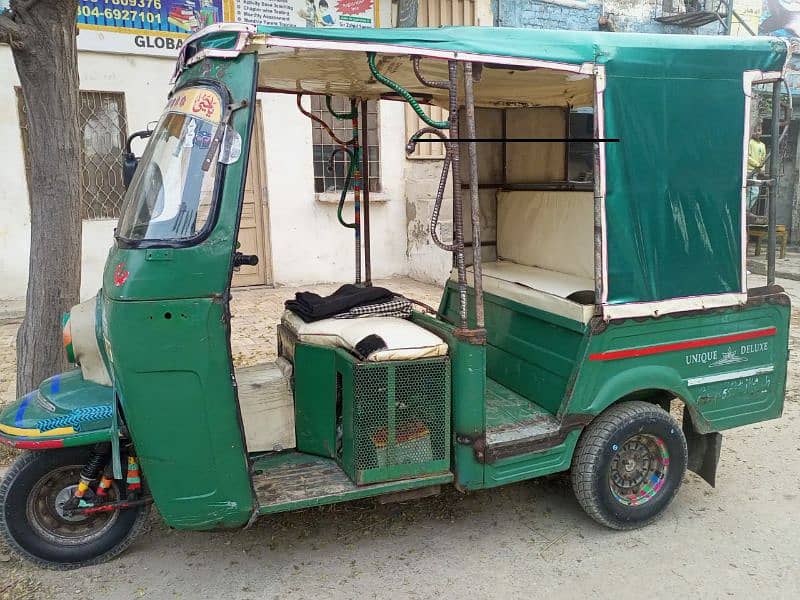 Riksha CNG 2