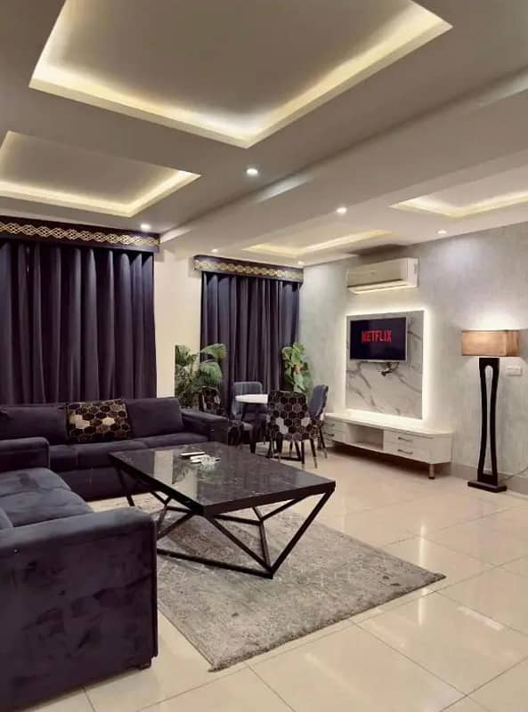 One bedroom VIP apartment for rent for short stay in bahria town 2