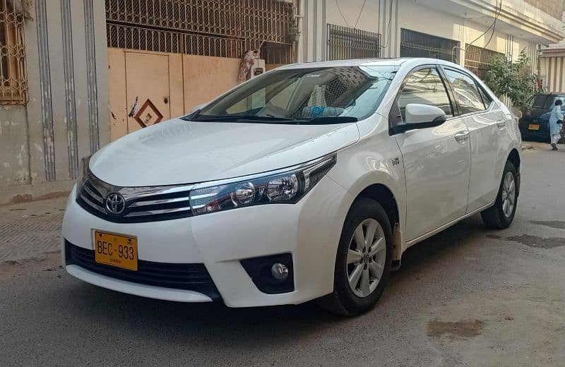 Toyota Altis Grande 2015 4