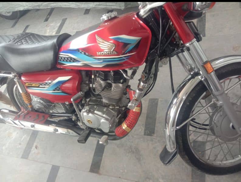 Honda 125 bike 1