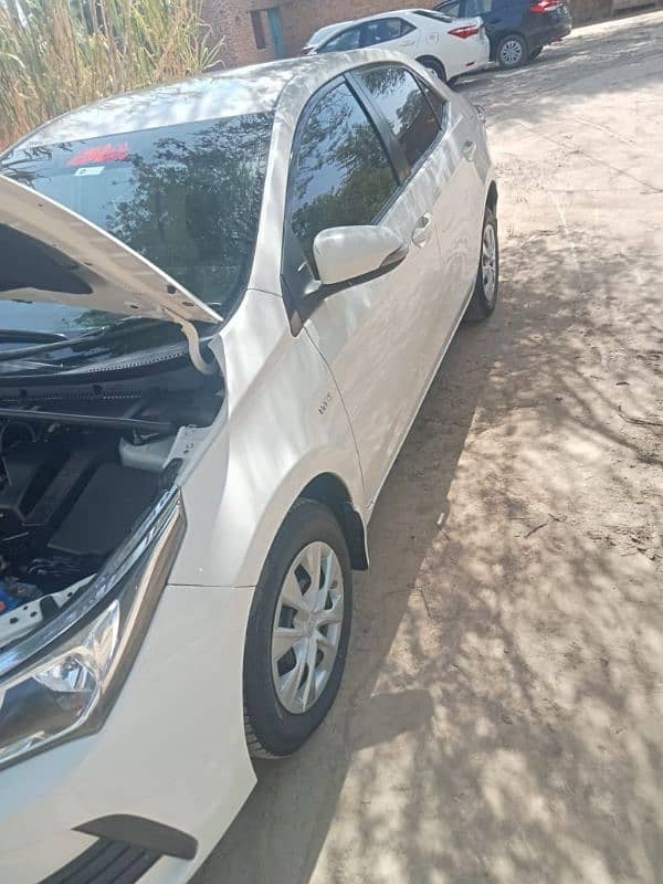 Toyota Corolla GLI 2019  Urgent sale 14