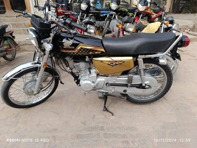 Honda CG 125 gold self start 2024 model 0