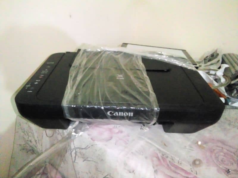 Canon PIXMA 2570 1