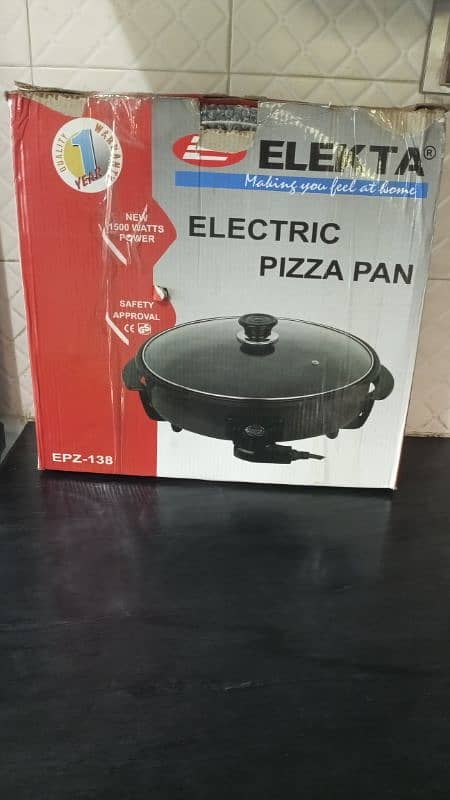 Electric pizza maker 0