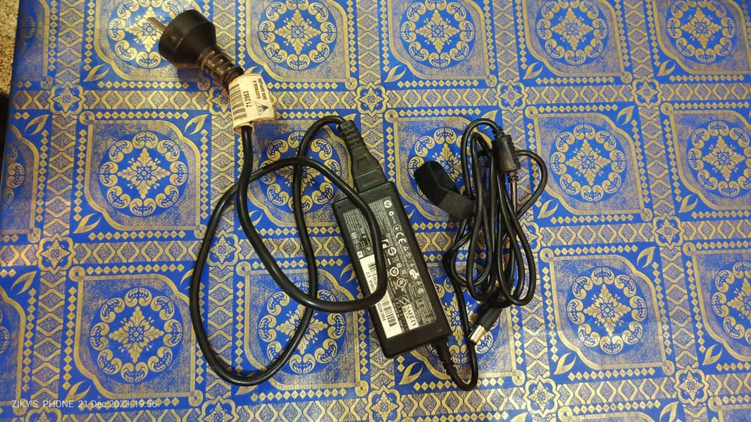 HP Laptop Charger 1