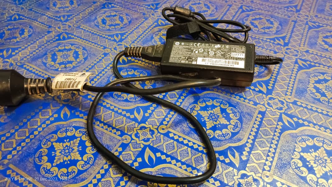 HP Laptop Charger 2