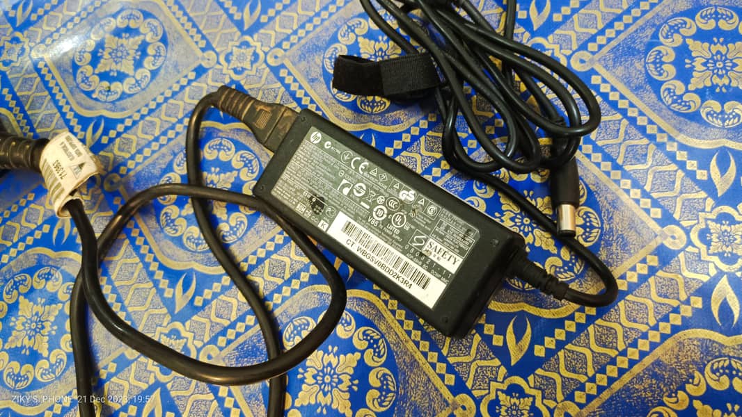 HP Laptop Charger 3