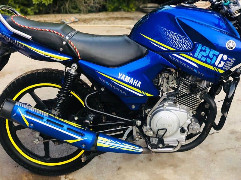 yamaha YBR G 125cc dark Blu beauty 1