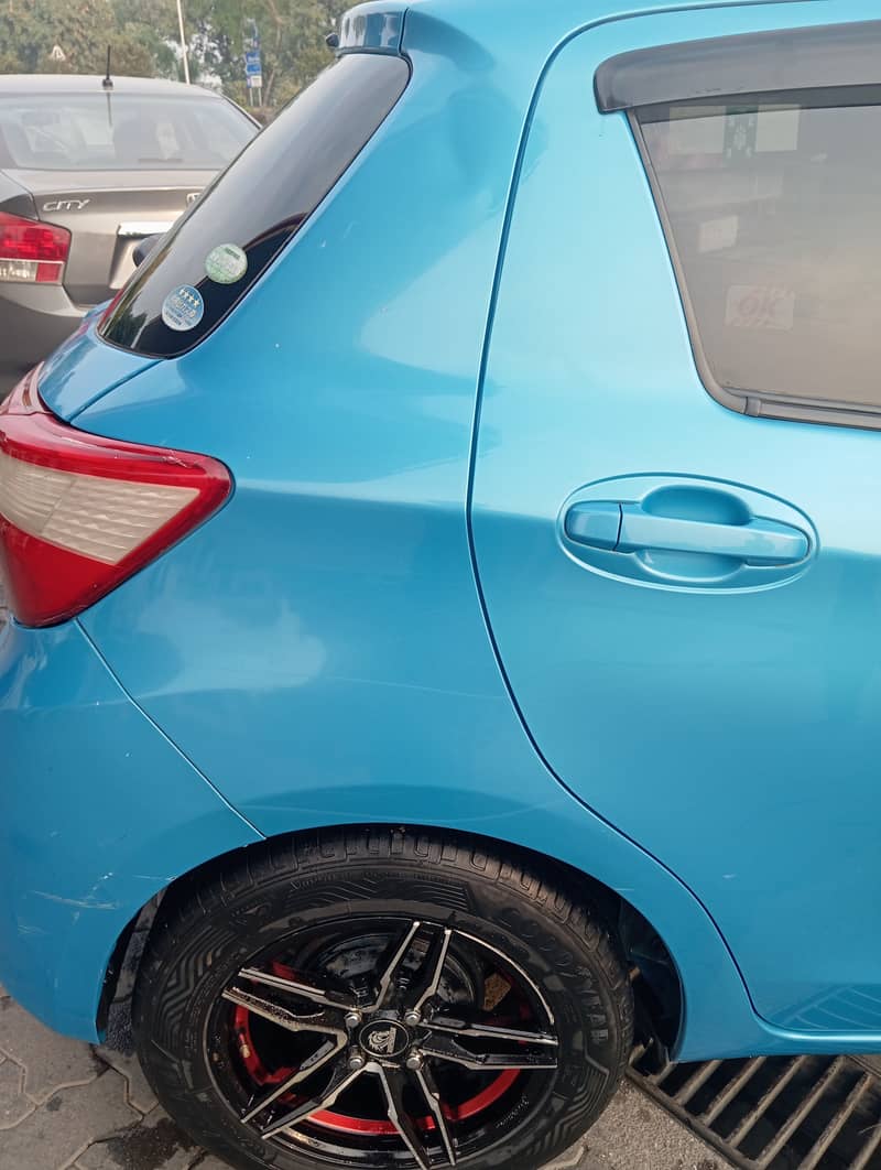 Toyota Vitz 2017 8