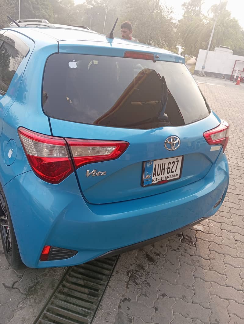 Toyota Vitz 2017 14