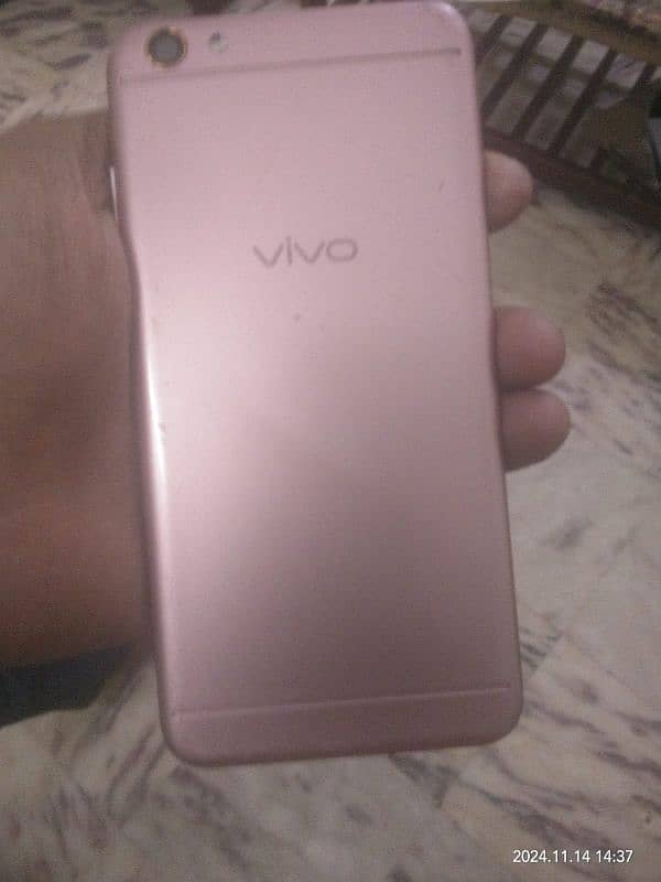 Vivo y65 1