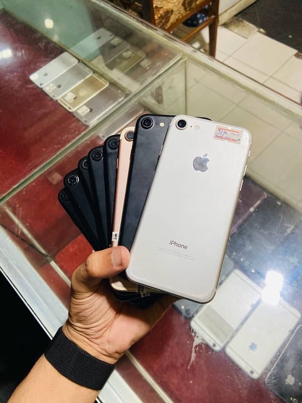 iphone 4 5 5c 5s 6 7 7plus 8 8plus AVAILABLE WHOLESALE RATE 3