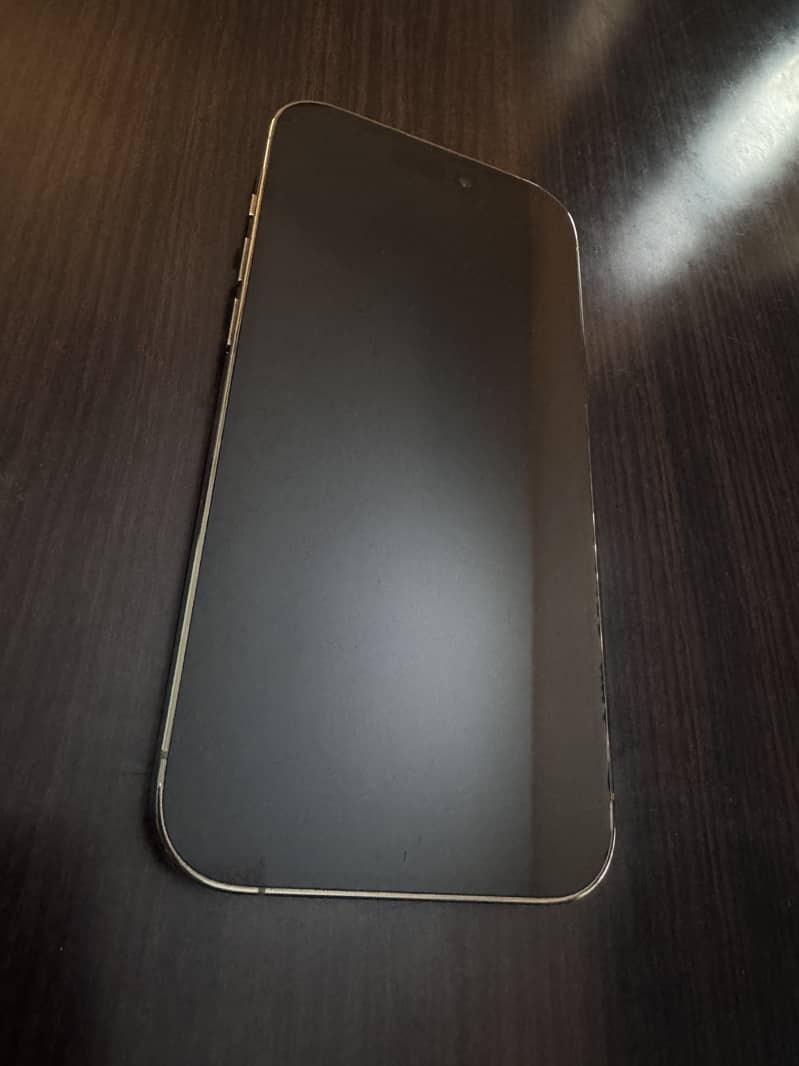 IPhone 14 Pro 128 GB PTA Approved GOLD 8