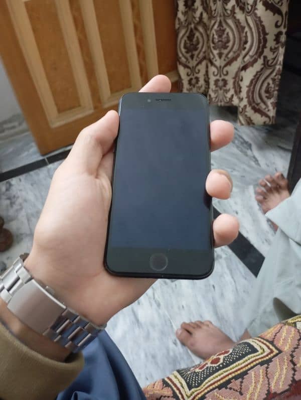 iphone 8 non pta lush condition 4