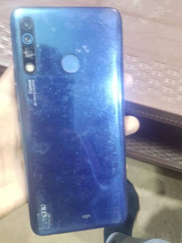 Tecno Camon 12Air 4/64 7