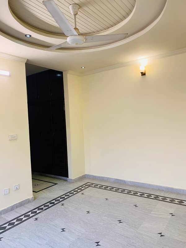 1 KANAL UPPER PORTON FOR RENT IN DHA PHASE 2 ISLAMABAD 6