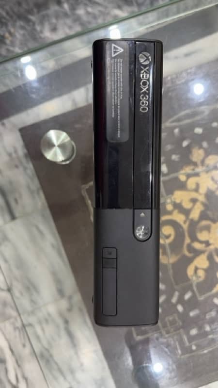 x box / video game consoles 11