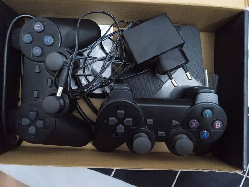 android box plus game box two controller k sath 1