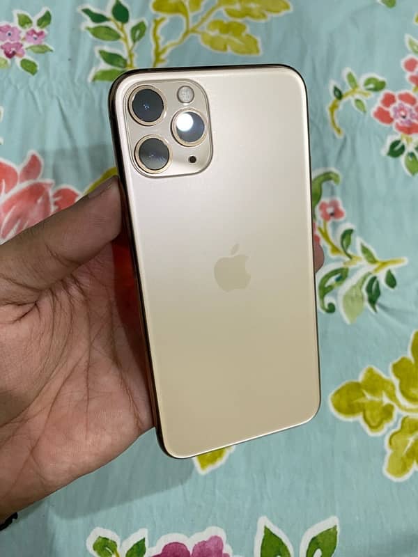 urgent sell iphone 11 pro 256gb NON 0