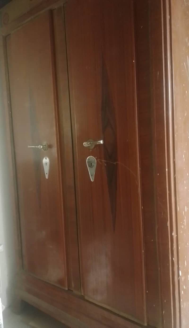 Solid Iron wardrobe like new 03334685912 1