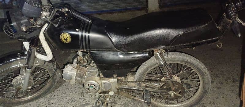 16 model zmco bike Engine new bnya huwa hn urgent sell 1