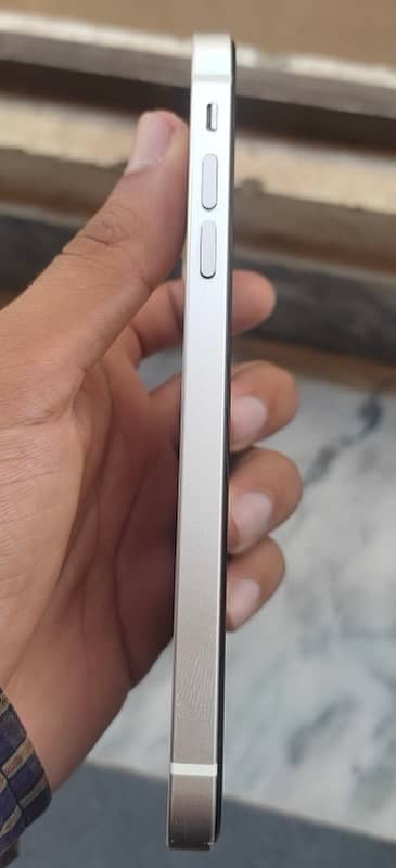 iphone xr converted to 13 2