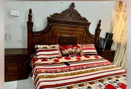 bed dressing almari new condition h use nhi howa jahez ka ha