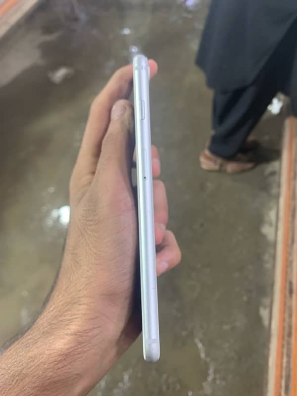 iPhone 8plus 64gb pta approved 2