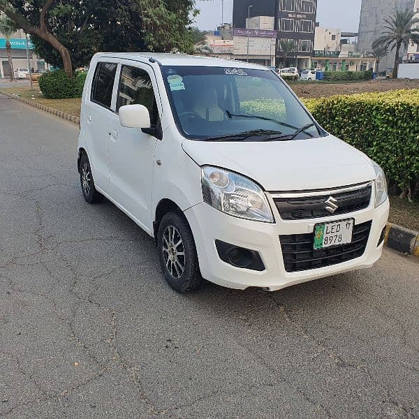 Suzuki Wagon R 2017 1