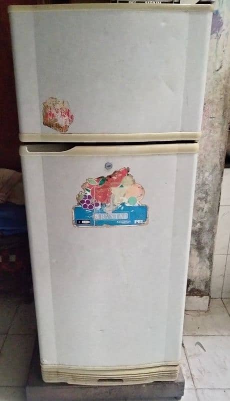 PEL SMALL fridge 0