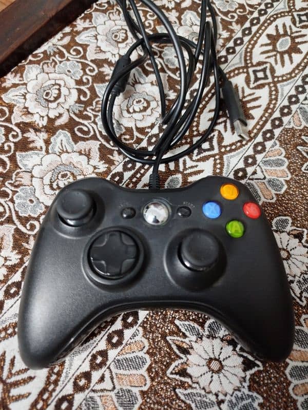 Xbox 360 Wire Controller 0