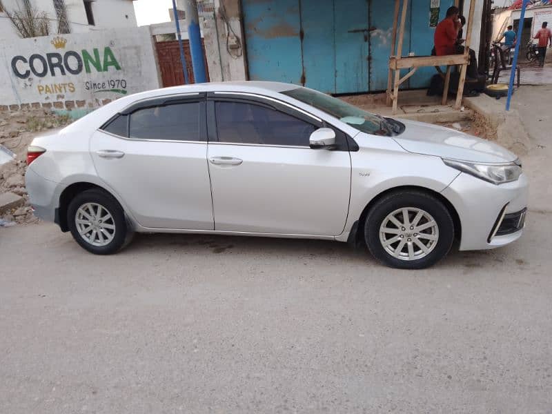 Toyota Corolla GLI 2017 original mint condition fimly car no work 2