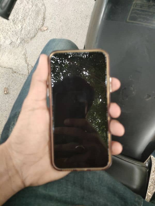 Iphone XS 256gb exchange possible 2