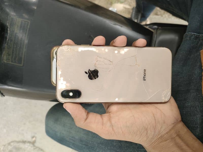 Iphone XS 256gb exchange possible 3