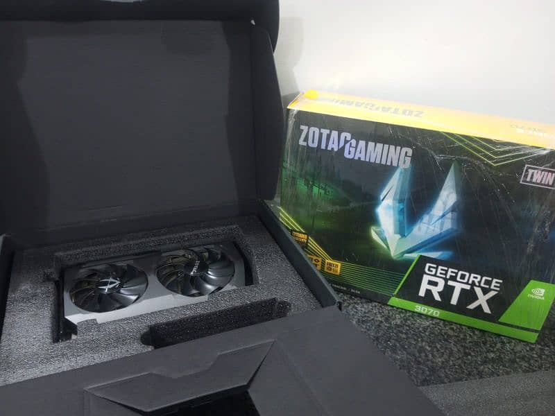 ZOTAC RTX 3070 WITH BOX 0