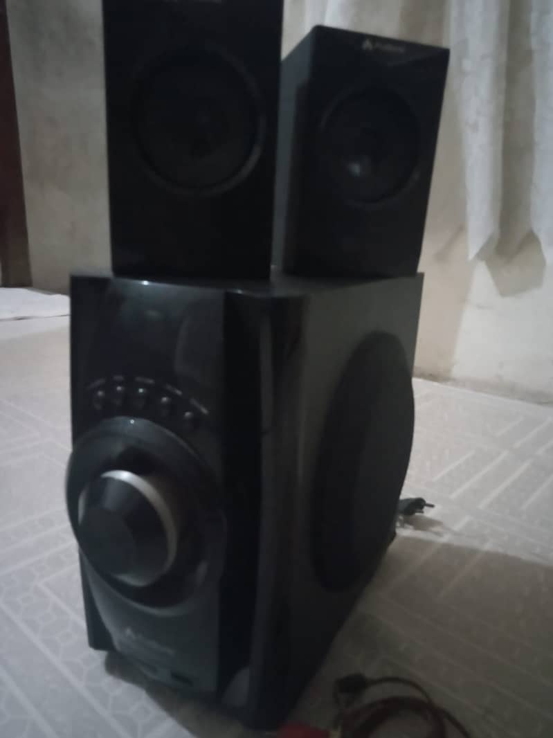 audionic mega 40 speakers for sale in very good condition 2