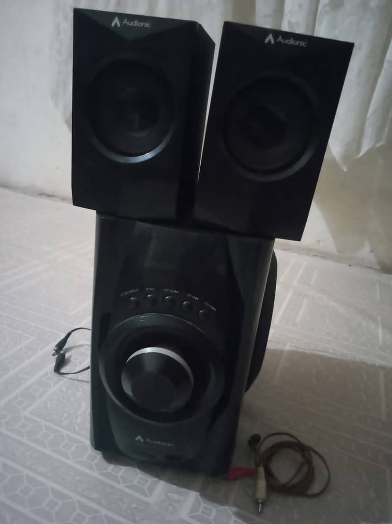 audionic mega 40 speakers for sale in very good condition 3