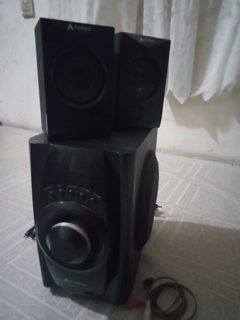 audionic mega 40 speakers for sale in very good condition 4