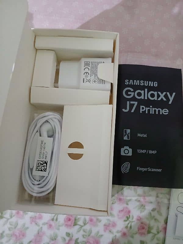 Samsung Galaxy J7 Prime Official With Box 3