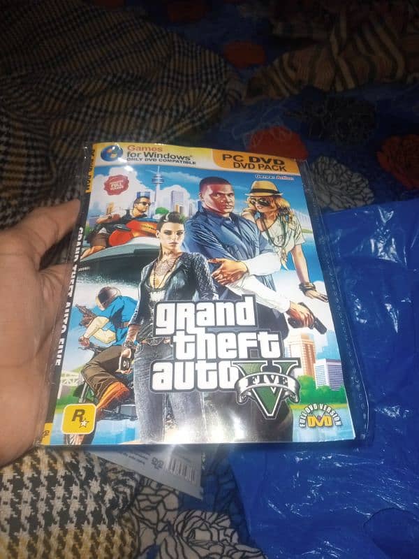 GTA 5 dvd 0