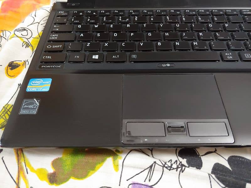 Toshiba i7 third generation. i5 1