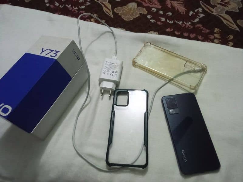 vivo y73  phon sale 100 by 100 condition 7