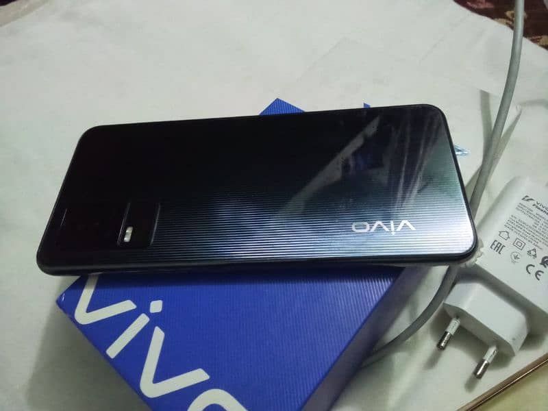 vivo y73  phon sale 100 by 100 condition 9